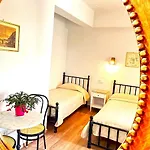 Pefkakia Park 3* Ermoupoli