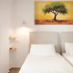 Pefkakia Park 3* Ermoupoli