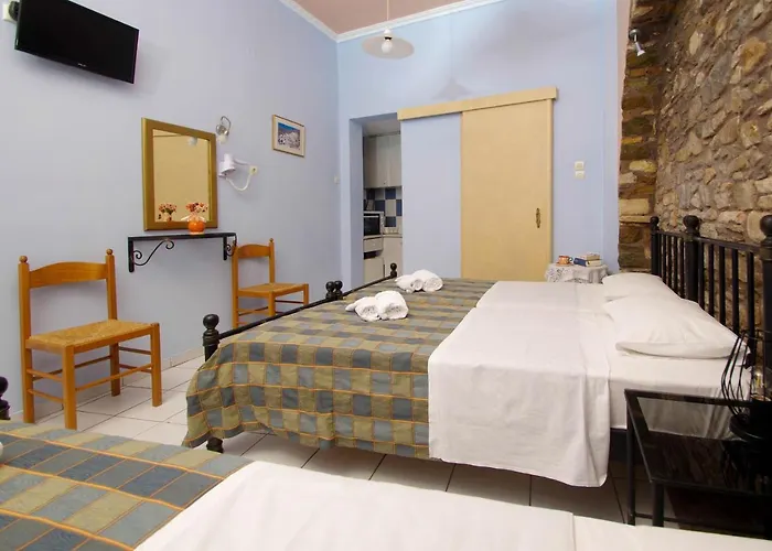 Pefkakia Park 3* Ermoupoli