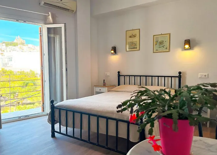 Pefkakia Park Ermúpoli