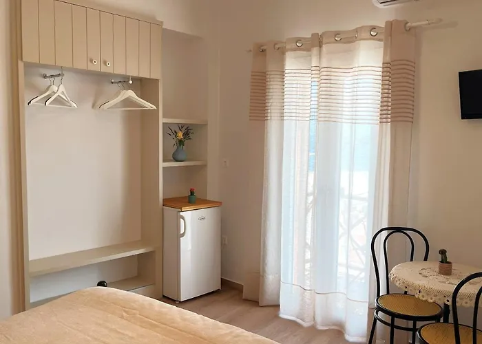 Pefkakia Park Gæstehus