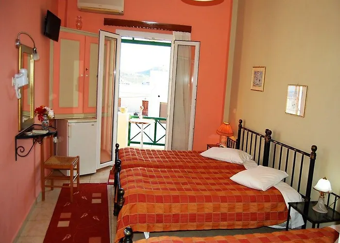 Pefkakia Park Gæstehus Ermoupoli