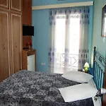 Pensión Pefkakia Park 3*
