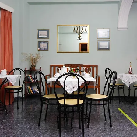 Guest house Pefkakia Park Ermoupoli