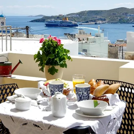 ゲストハウス Pefkakia Park エルムポリ