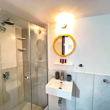 Pefkakia Park ゲストハウス 3*