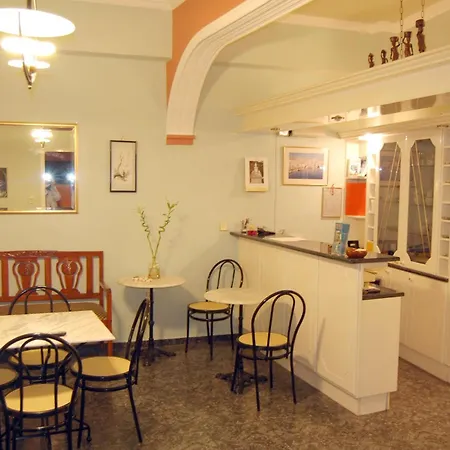Guest house Pefkakia Park 3*