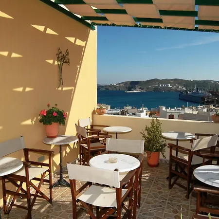 ゲストハウス Pefkakia Park エルムポリ