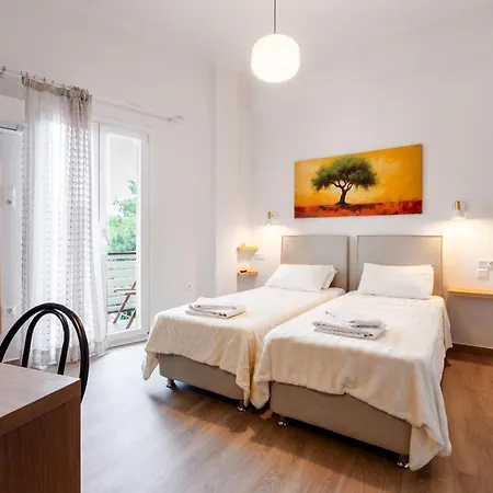 Pefkakia Park ゲストハウス