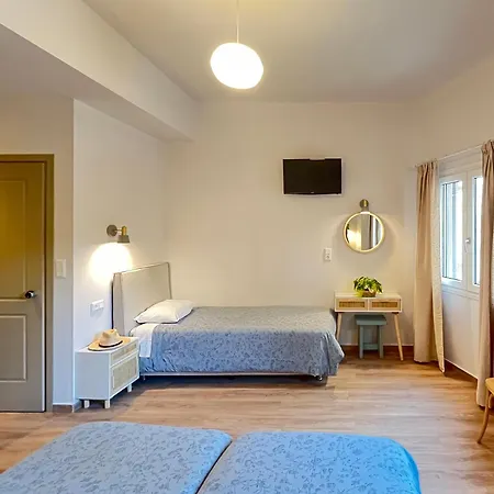 Pefkakia Park Pensión 3*