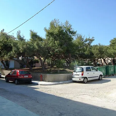 Guest house Pefkakia Park 3*