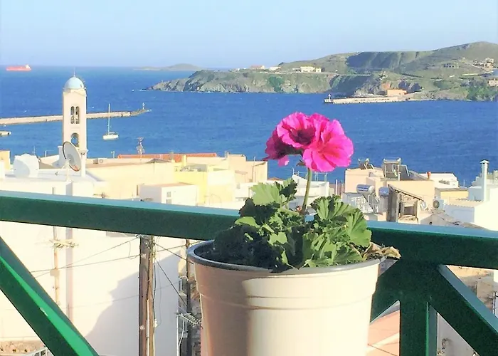 Konukevi Pefkakia Park 3*