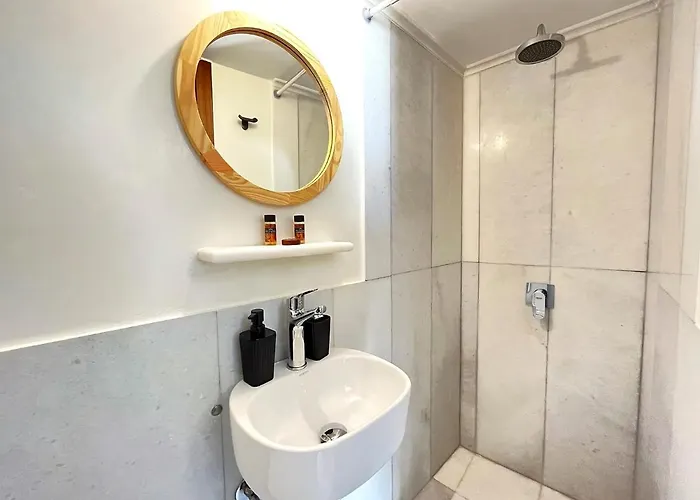 Pefkakia Park Konukevi