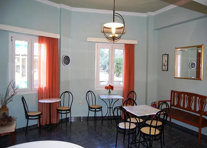 Pefkakia Park Konukevi