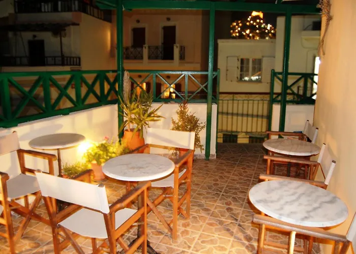 Pefkakia Park 3* Ermoupoli